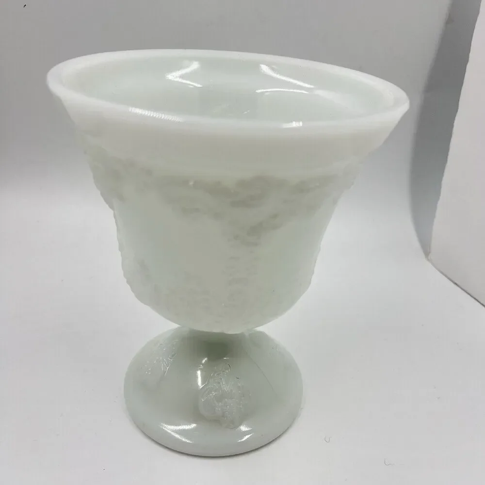 Vintage E O Brody White Milk Glass M4300 Pedestal Vase Grape Vine Cleveland Ohio